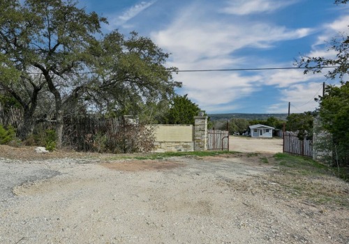 Maximizing Returns: The Potential of Investment Properties in Dripping Springs, TX